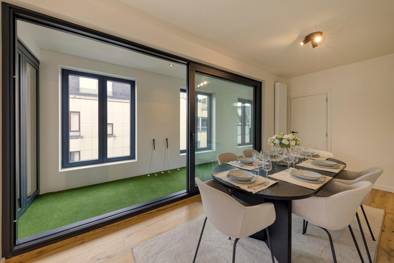 Appartement Designer Duplex 3br & Mini Golf *